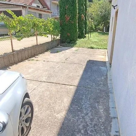بيت للعطل Kuca U Sarajevu *